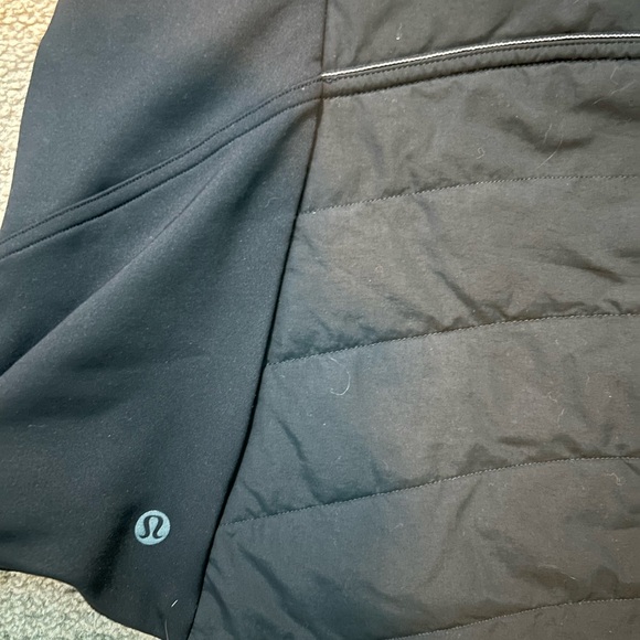 Lululemon Women's Black Hooded Jacket - Picture 3 of 10
